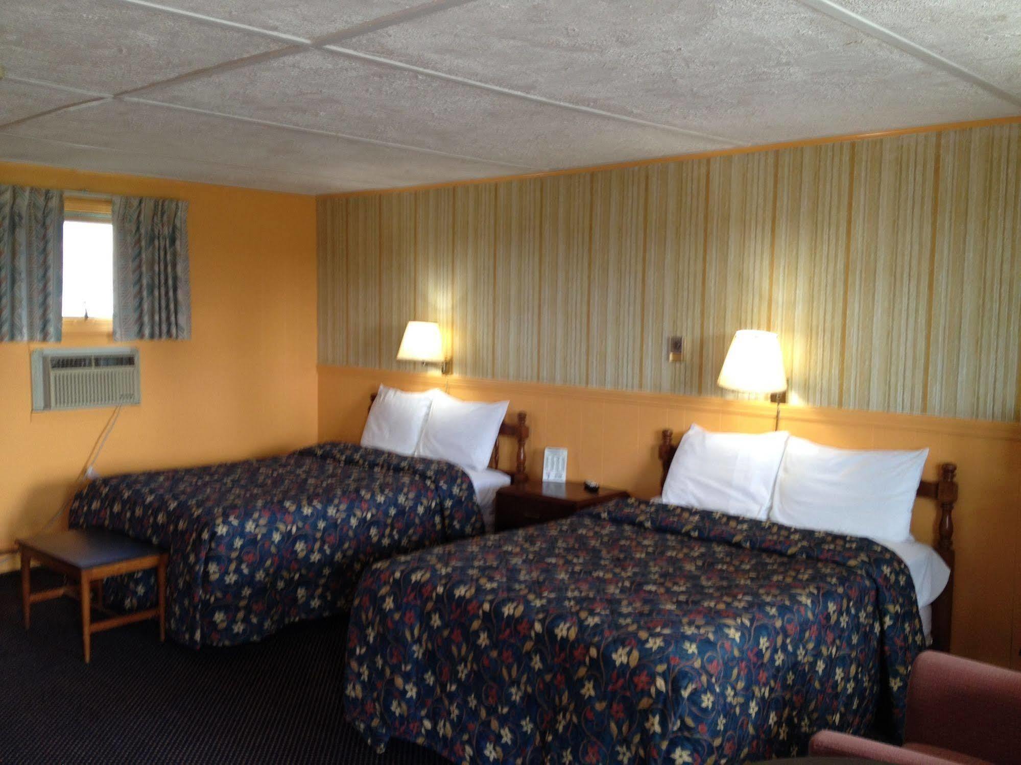 Timberly Motel Gaylord Exterior foto